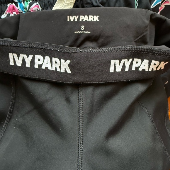 Ivy Park Women’s Low Rise Logo Waist Zipper Pocket Leggings Size Small - Picture 5 of 6